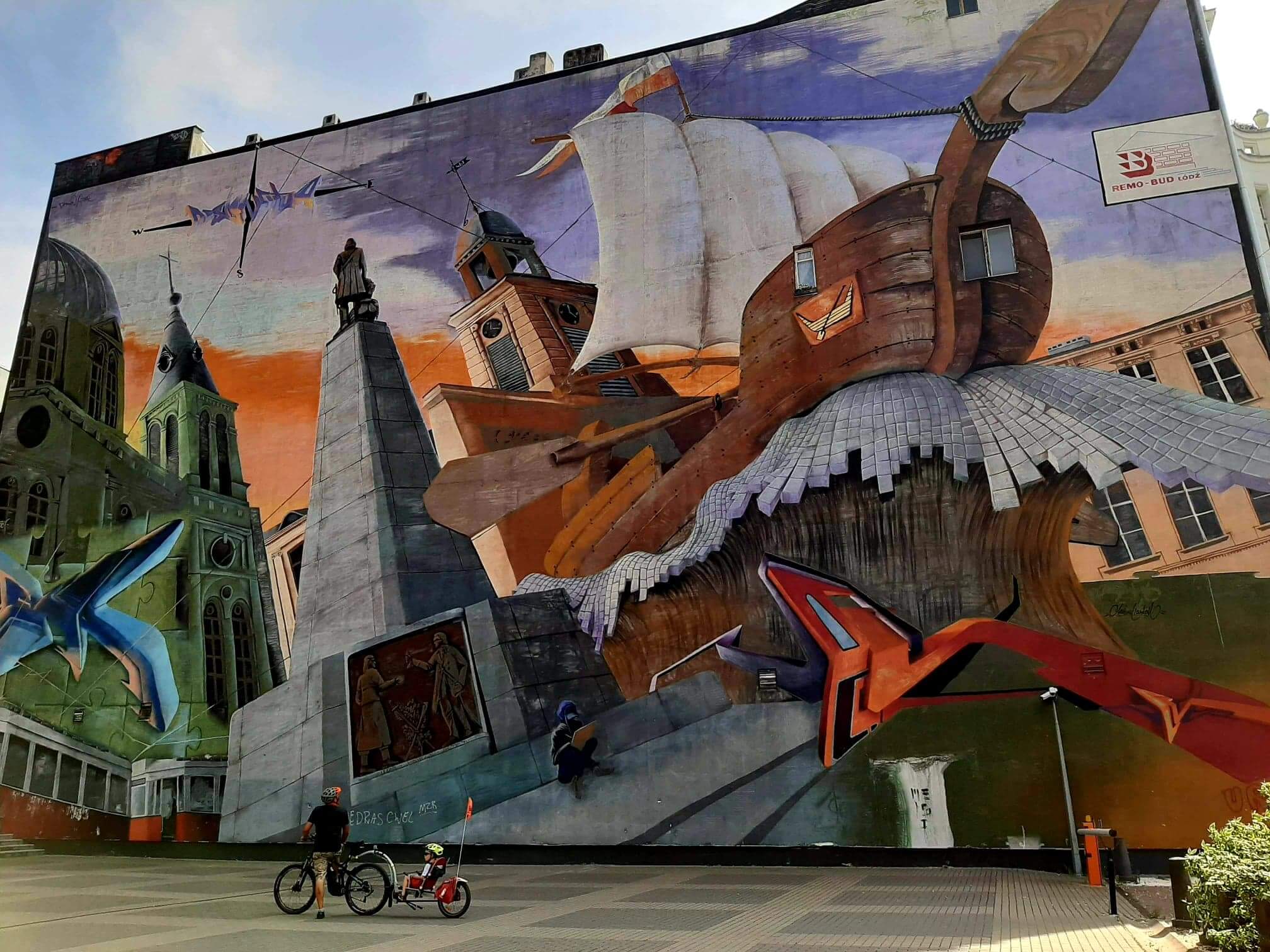 trasa rowerowa po Łodzi - mural Piotrkowska